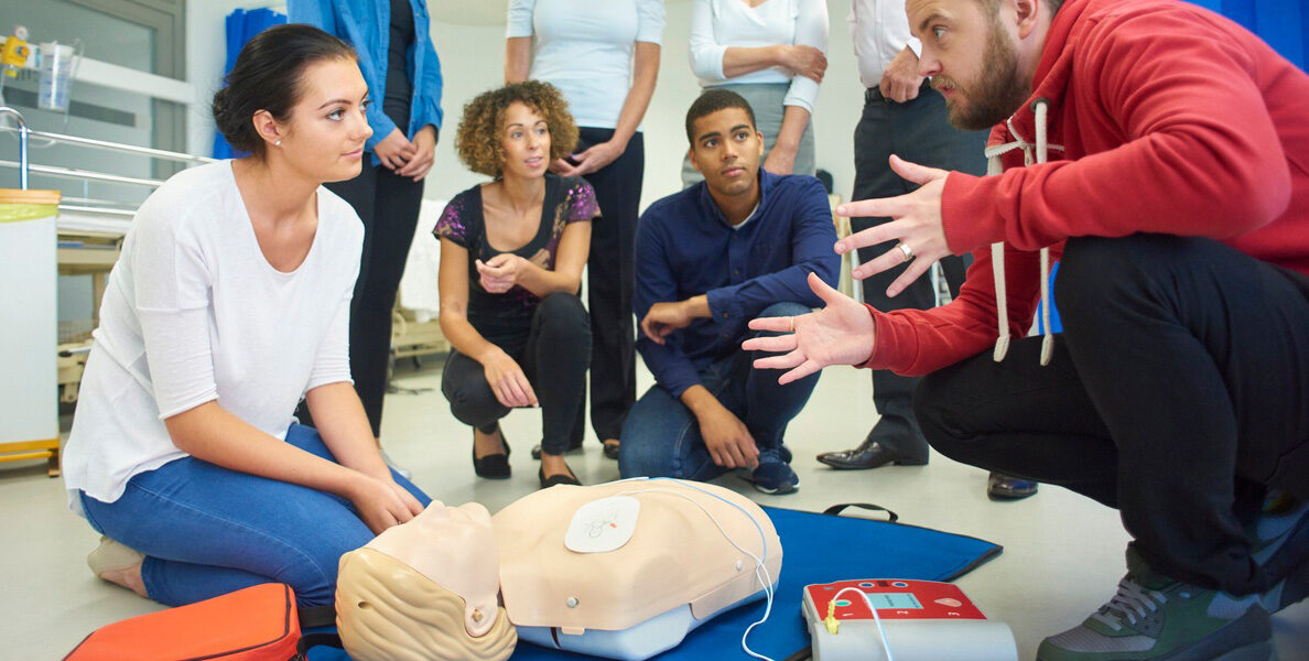 Renewal First Aid 6-hour course is to refresh first aid skills